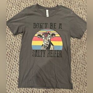 Graphic Tee with Cow Print sz S